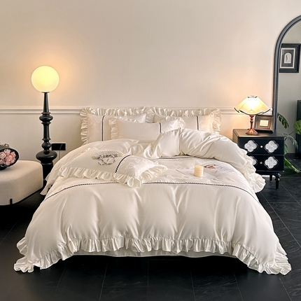 91家纺网 家纺一手货源 找家纺 （总）米彩家纺 2025新款A类水洗真丝亮光浮雕花边四件套