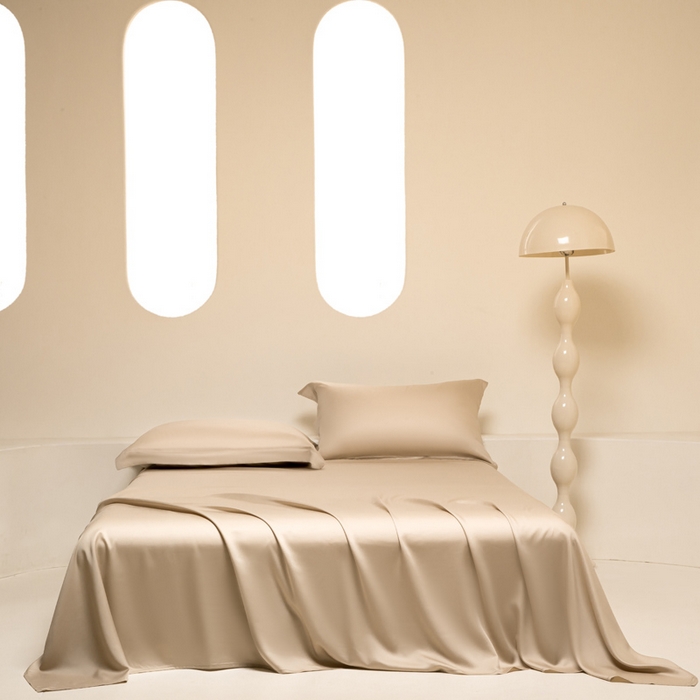 91家纺网 家纺一手货源 找家纺 涵宸 2025新款天丝-天丝棉-纯色单床单-场景2 奶茶杏