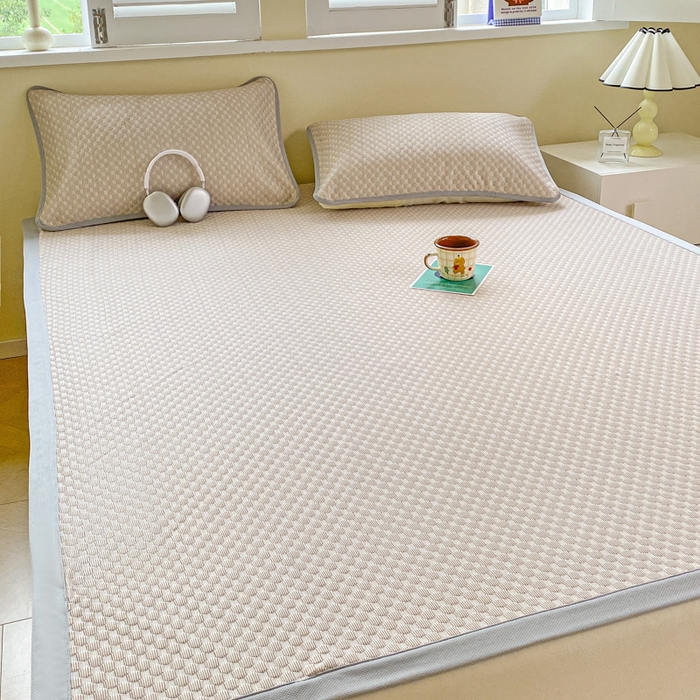 91家纺网 家纺一手货源 找家纺 缦卡琳家纺 2025新款按摩豆豆凉席三件套 咖色