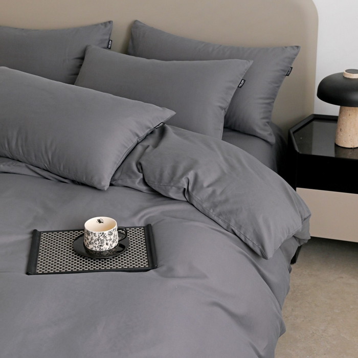91家纺网 家纺一手货源 找家纺 2025年纯色双拼60支纯棉被套 深灰
