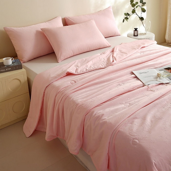 91家纺网 家纺一手货源 找家纺 品乐家纺 2025新款凉感A类可水洗抗菌冰冰被夏被夏凉被空调被被子被芯 冰冰被-粉