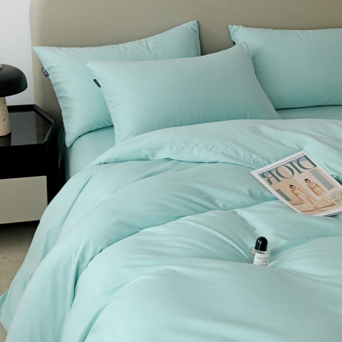 91家纺网 家纺一手货源 找家纺 2025年纯色双拼60支纯棉被套 婴儿蓝