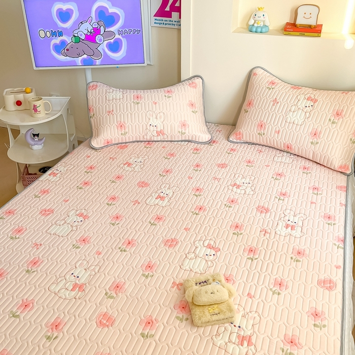 91家纺网 家纺一手货源 找家纺 川悦生活 2025新款小阪凉感丝印花凉席 香甜小兔