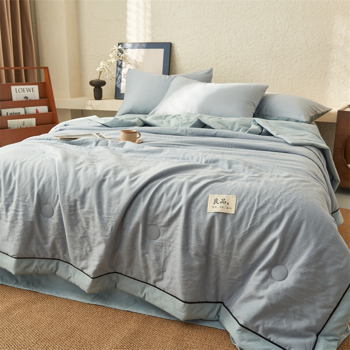 91家纺网 家纺一手货源 找家纺 2025新款新款A类纯棉双层纱大豆夏被四件套全棉空调被 天蓝色