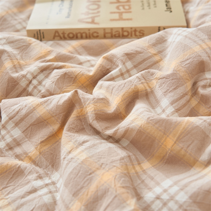 91家纺网 家纺一手货源 找家纺 2025新款A类纯棉水洗棉色织棉花夏被四件套全棉空调被夏凉被 沃格-咖