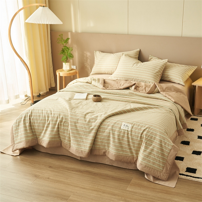 91家纺网 家纺一手货源 找家纺 金鹰 2025新款A类纯棉提花条纹水洗棉大豆全棉夏被空调被四件套 条纹-抹茶绿