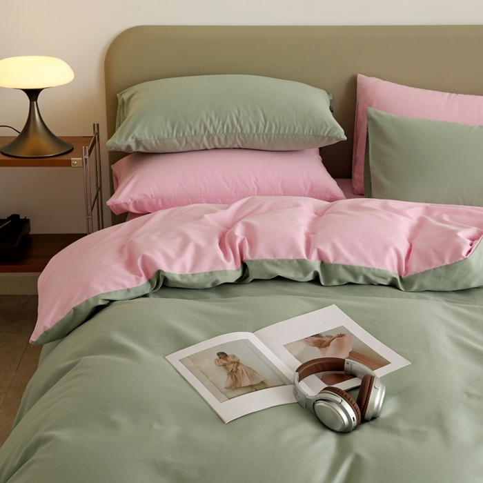 91家纺网 家纺一手货源 找家纺 2025年纯色双拼60支纯棉被套 抹茶绿+白桃粉