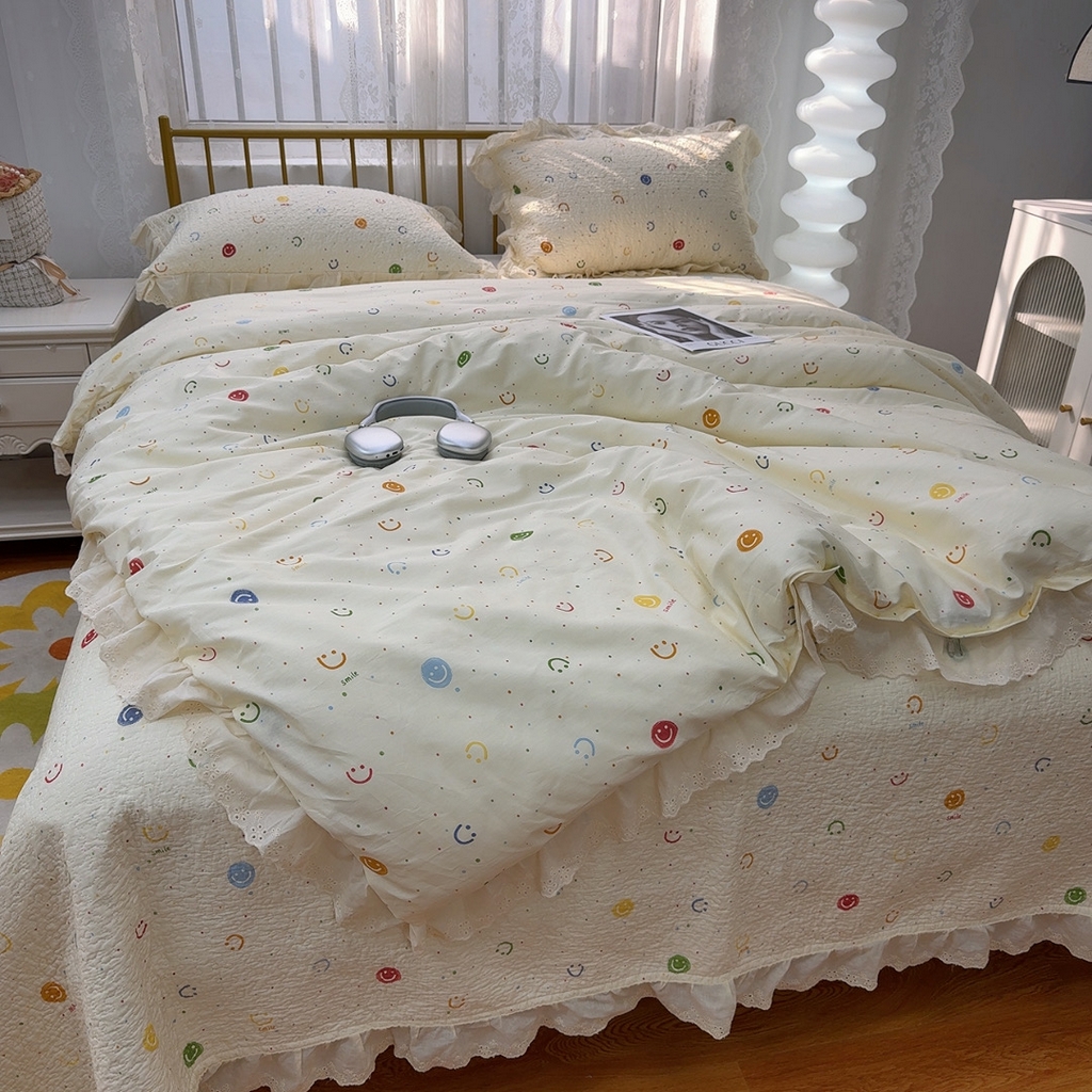 91家纺网 家纺一手货源 找家纺 暖居 2025春夏款高温砂洗棉花床盖三件套被套四件套同款纯棉夏被空调被四季爱心笑脸