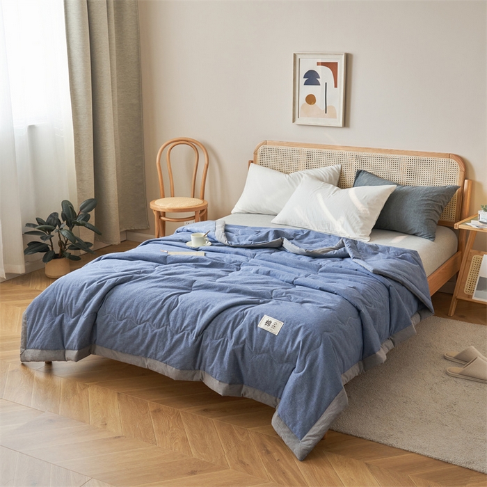 91家纺网 家纺一手货源 找家纺 金鹰 2025新款A类纯棉水洗棉色织棉花夏被全棉空调被夏凉被 轻奢蓝