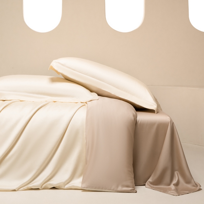 91家纺网 家纺一手货源 找家纺 涵宸家纺 2025新款天丝-天丝棉-纯色四件套-场景2 象牙白+奶茶杏