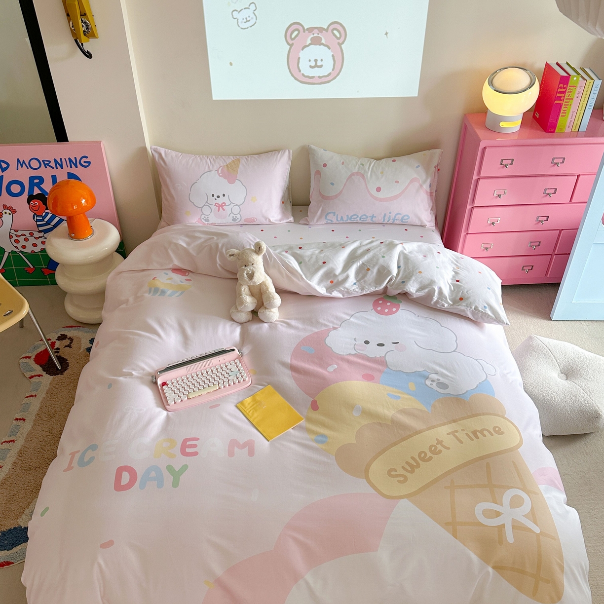 91家纺网 家纺一手货源 找家纺 美乐迪家纺 2025新款大版全棉四件套 冰淇淋小狗