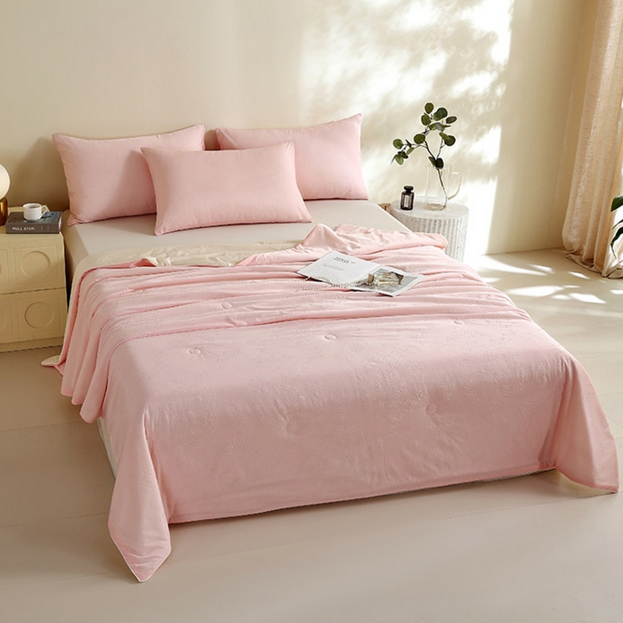 91家纺网 家纺一手货源 找家纺 品乐家纺 2025新款凉感A类可水洗抗菌冰冰被夏被夏凉被空调被被子被芯 冰冰被粉纹+米