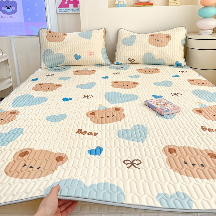 91家纺网 家纺一手货源 找家纺 川悦生活 2025新款小阪凉感丝印花凉席 小熊奶昔