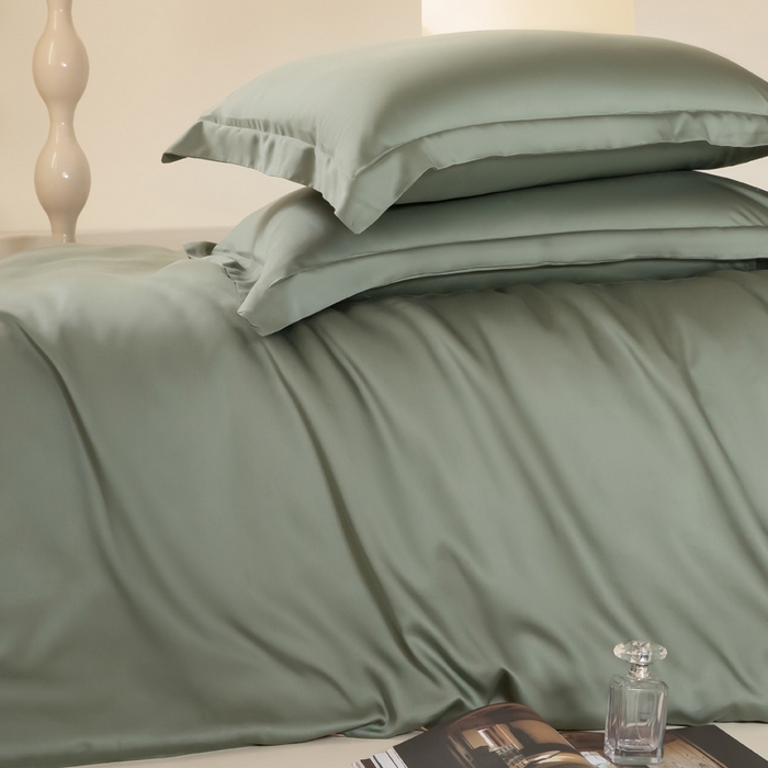 91家纺网 家纺一手货源 找家纺 涵宸家纺 2025新款天丝-天丝棉-纯色四件套-场景2 赛琳绿+奶茶杏