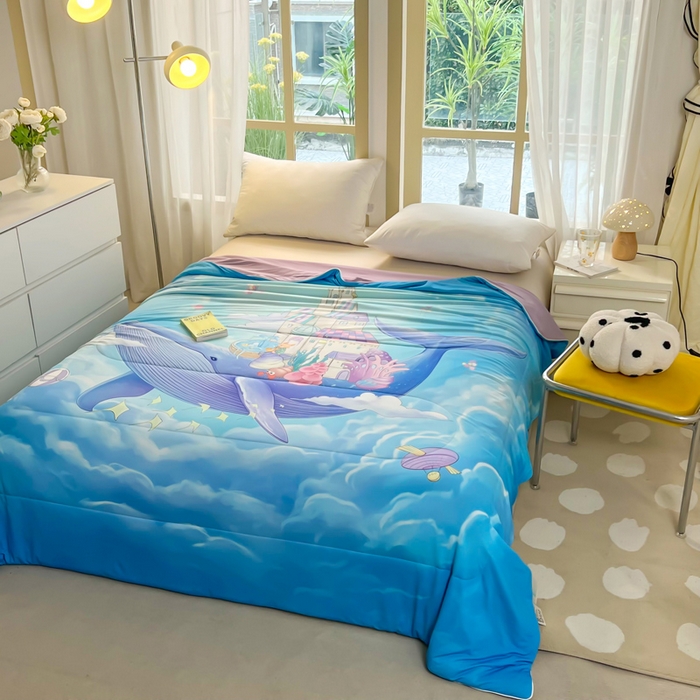 91家纺网 家纺一手货源 找家纺 大世界被王 2025年新款大版印花卡通凉感丝夏被 海底萌宠-兰