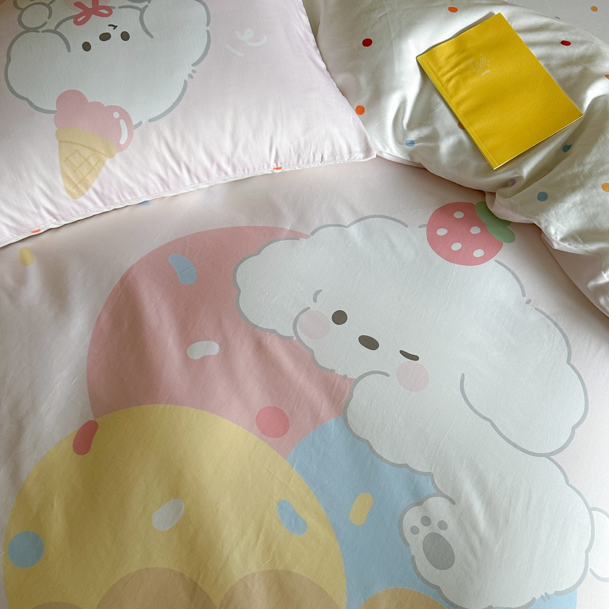 91家纺网 家纺一手货源 找家纺 美乐迪家纺 2025新款大版全棉四件套 冰淇淋小狗