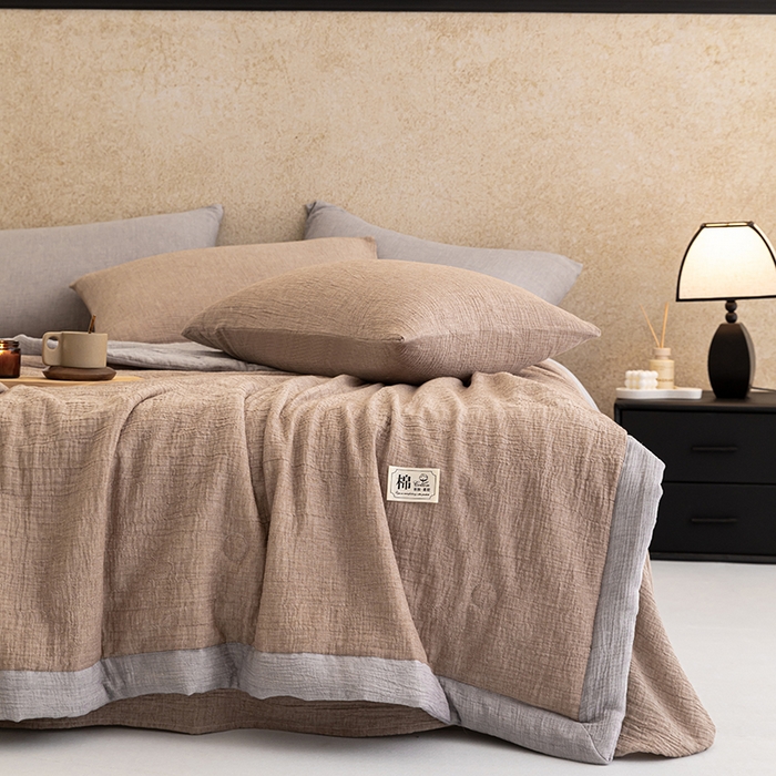 91家纺网 家纺一手货源 找家纺 吾诺 2025 纯色全棉泡泡双层纱夏被大豆夏被子被芯夏被四件套夏凉被空调被 奶茶棕