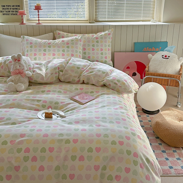 91家纺网 家纺一手货源 找家纺 麦伦家居 2025新品 全棉卡通小清新跑量款系列四件套 心心相印