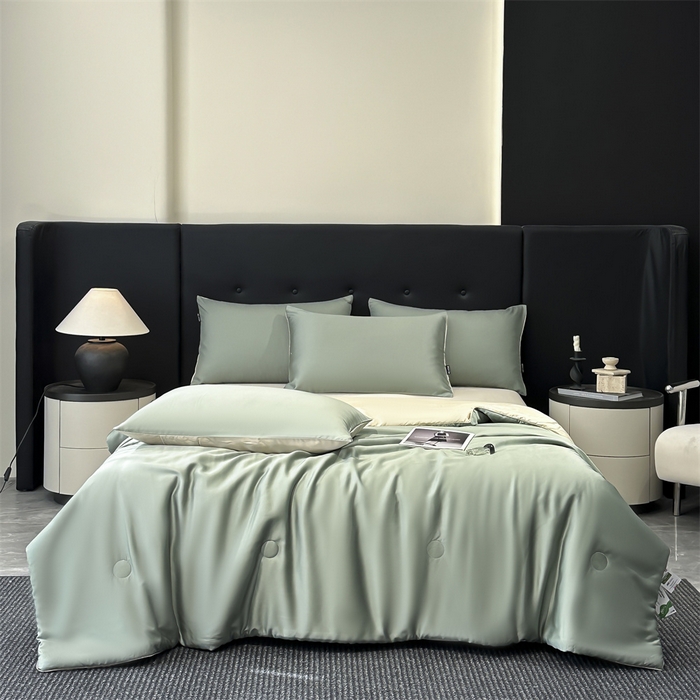 91家纺网 家纺一手货源 找家纺 金鹰 2025新款A类莱赛尔50天丝拼色空调被大豆夏被四件套 翡翠绿