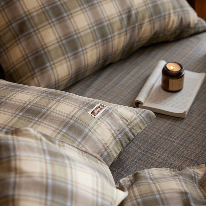 91家纺网 家纺一手货源 找家纺 安莱生活 2025 全棉双层纱苏格兰格纹系列四件套 窗框格