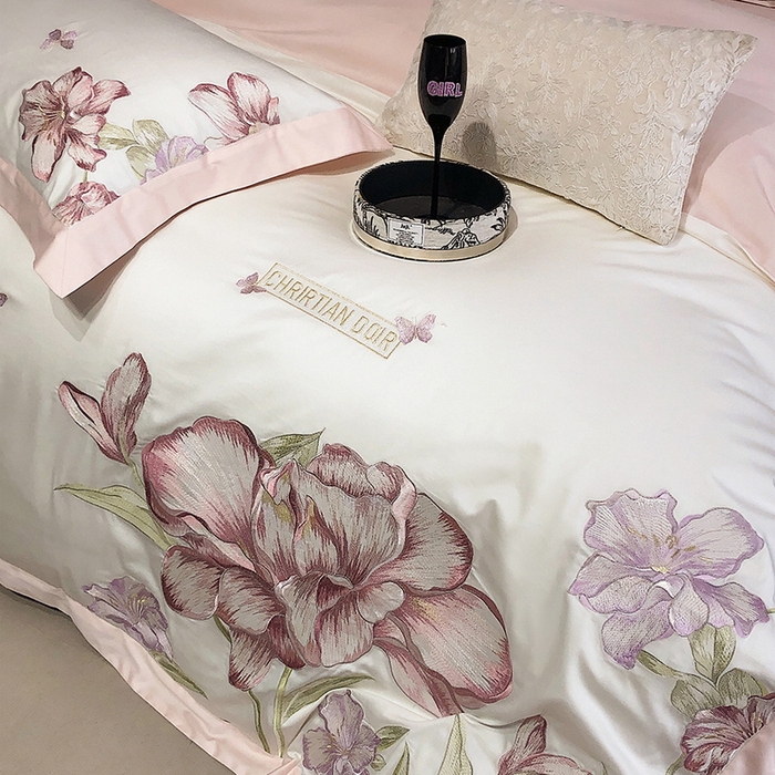 91家纺网 家纺一手货源 找家纺 2025新款全棉50s绣花刺绣款四件套 雯棠-粉