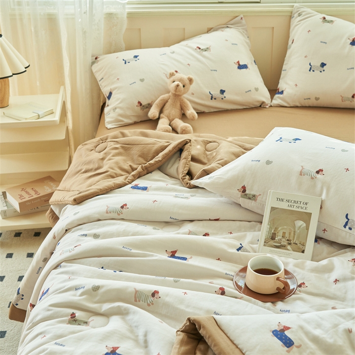 91家纺网 家纺一手货源 找家纺 金鹰 2025新款A类纯棉双层纱大豆夏被四件套全棉夏凉被空调被 圣诞狗狗