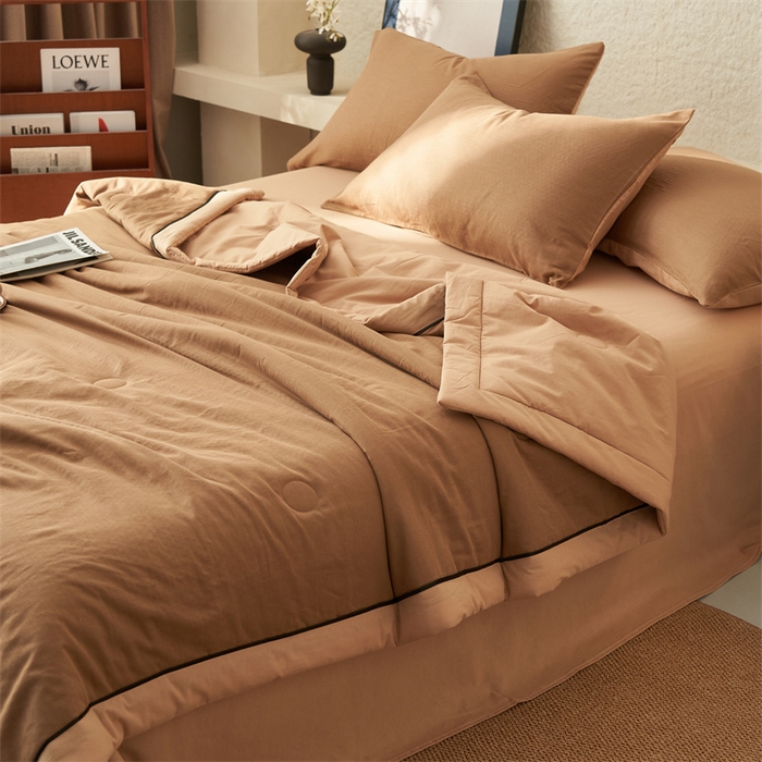 91家纺网 家纺一手货源 找家纺 2025新款新款A类纯棉双层纱大豆夏被四件套全棉空调被 咖啡色