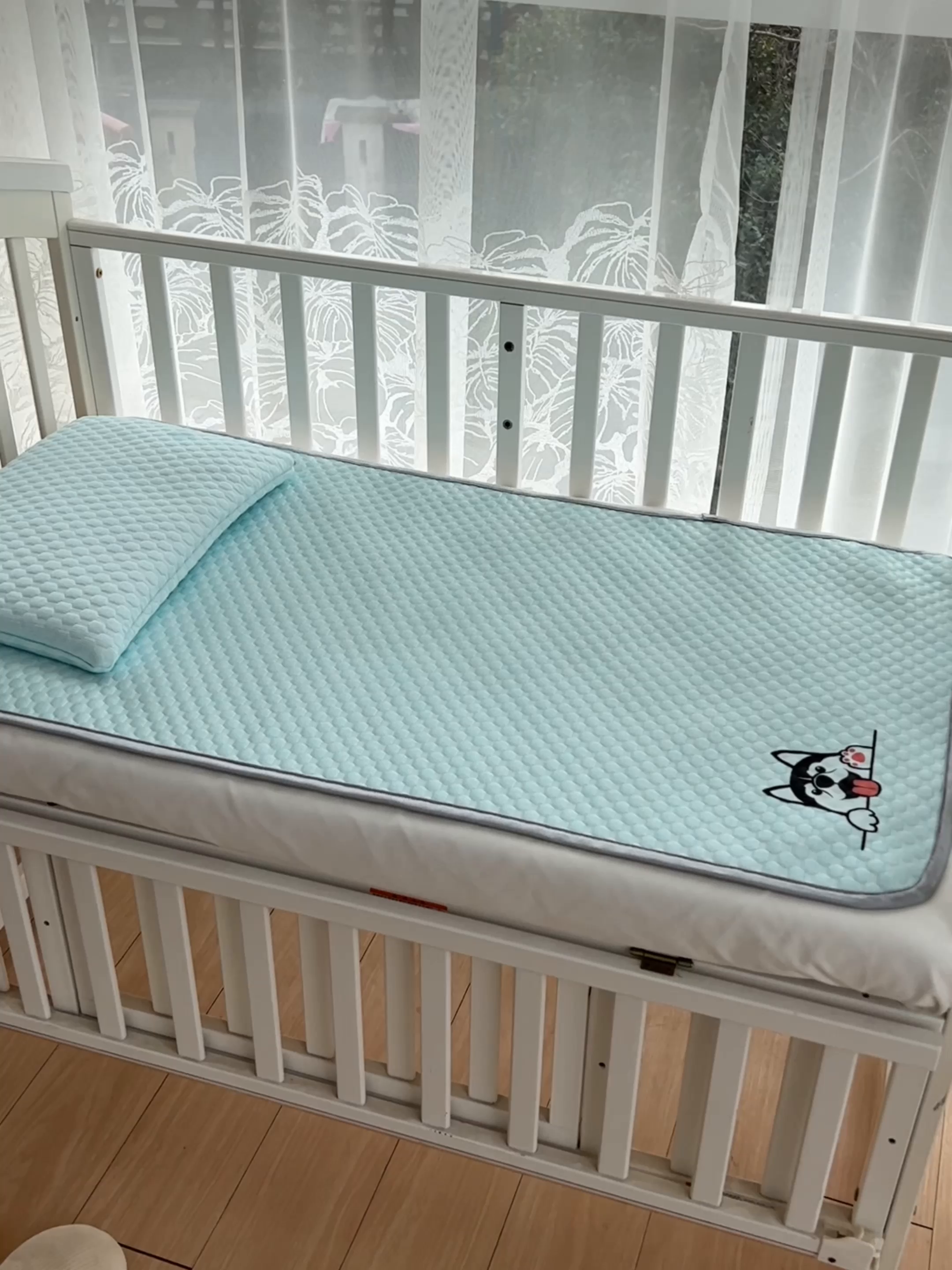 91家纺网 家纺一手货源 找家纺 宅部落 2025新款凉感豆豆儿童卡通凉席 哈士奇-淡蓝