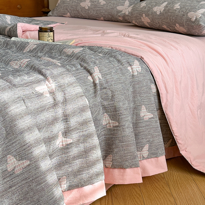 91家纺网 家纺一手货源 找家纺 吾诺 2025 全棉色织提花三层纱大豆夏被全棉夏被子被芯空调被夏凉被 蝶舞-粉