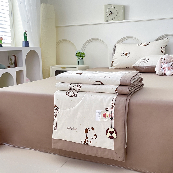 91家纺网 家纺一手货源 找家纺 宜家坊 2025新款全棉夏被碎花卡通小清新简约纯棉夏凉被夏被四件套三件套 休闲狗