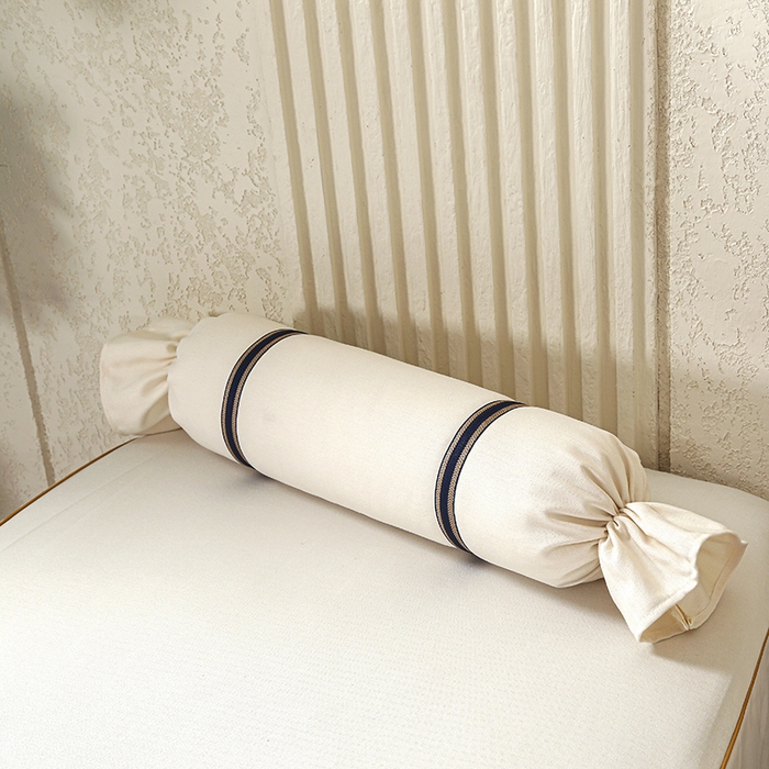 91家纺网 家纺一手货源 找家纺 芙怡 2025春夏新款8023款棉麻绒美 容床罩-花颜系列 花颜-白