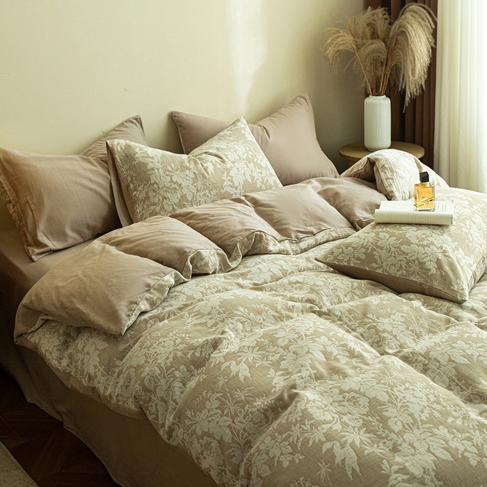 91家纺网 家纺一手货源 找家纺 2025新款A类全棉三层纱四件套 洛卡风情