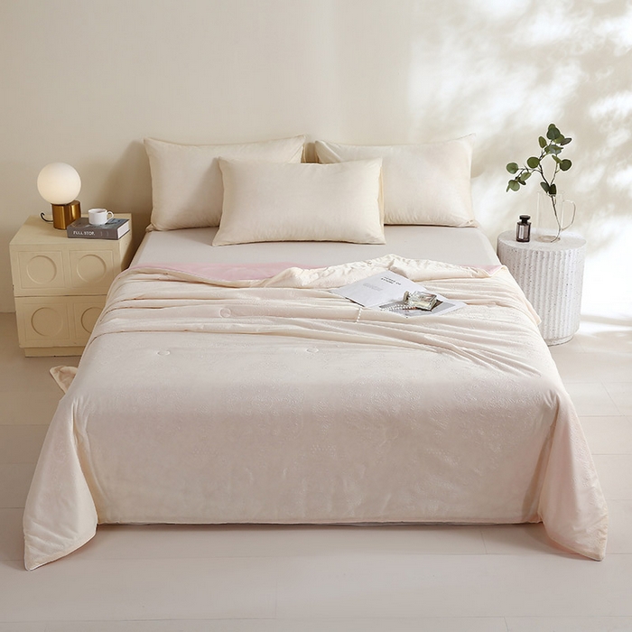 91家纺网 家纺一手货源 找家纺 品乐家纺 2025新款凉感A类可水洗抗菌冰冰被夏被夏凉被空调被被子被芯 冰冰被米纹+粉