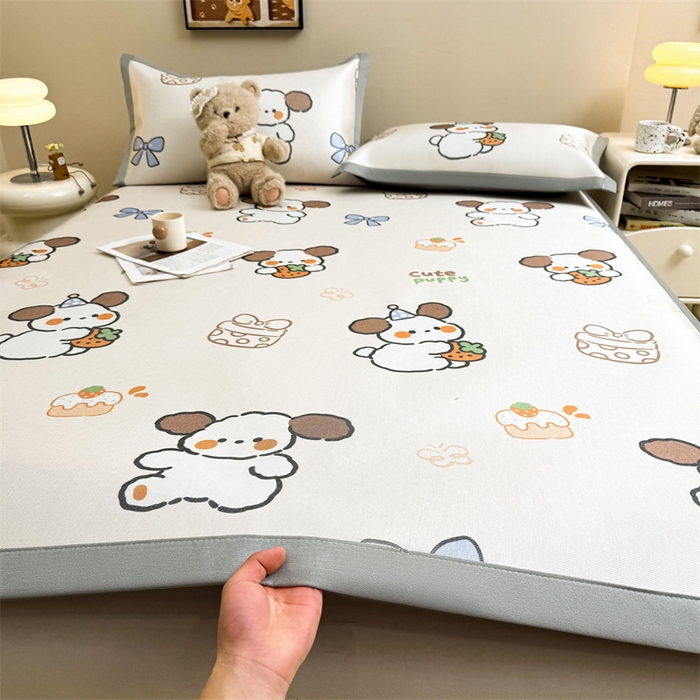 91家纺网 家纺一手货源 找家纺 雯豆2025夏季新品冰藤印花凉席三件套平铺绑带款冰丝凉席三件套 冰藤席-绑带款-熊熊幻想