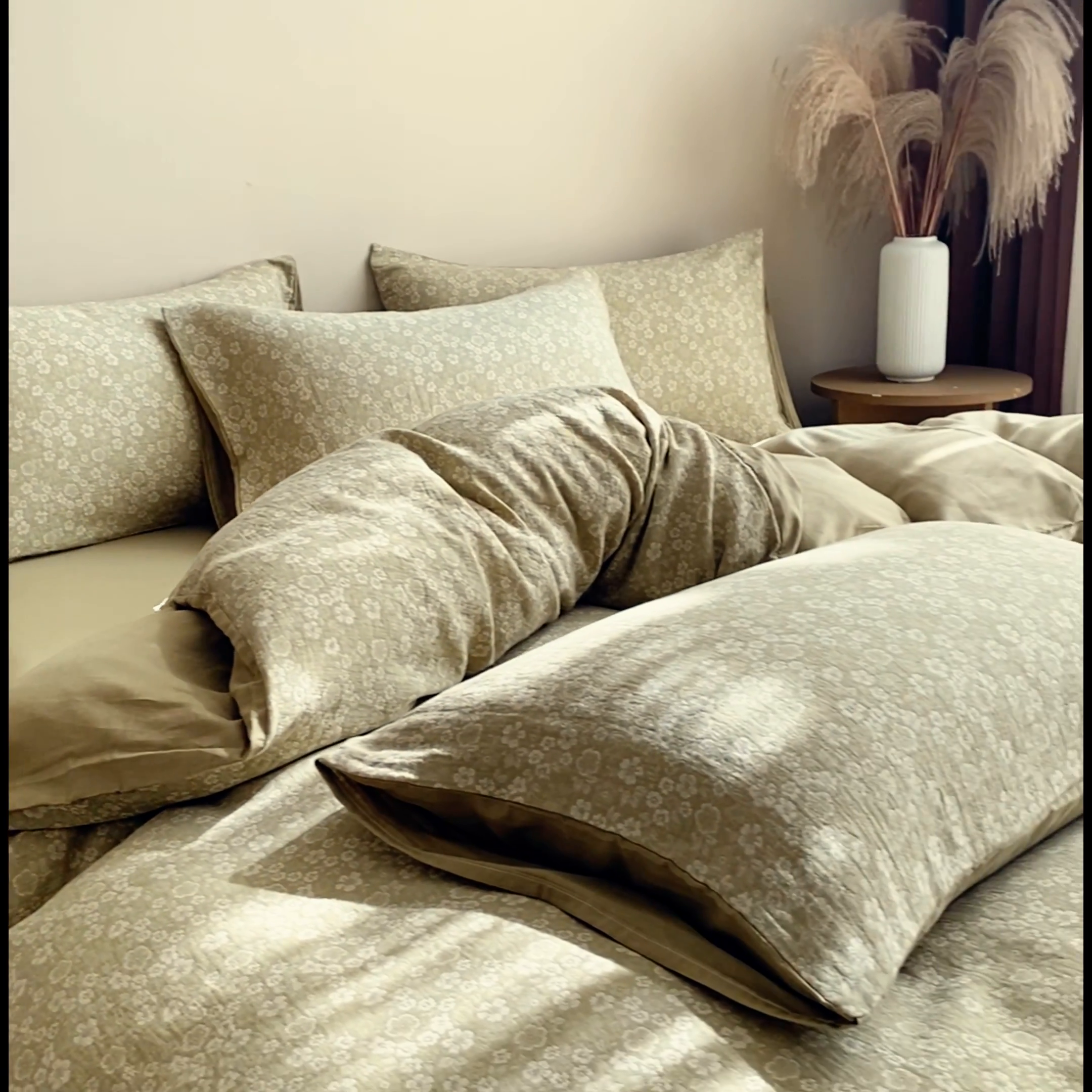 91家纺网 家纺一手货源 找家纺 2025新款A类全棉三层纱四件套 花语