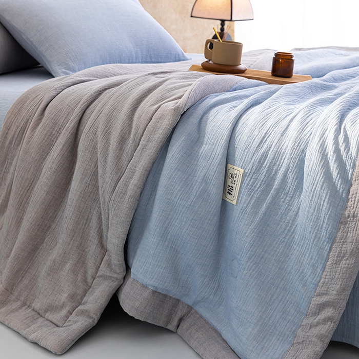 91家纺网 家纺一手货源 找家纺 吾诺 2025 纯色全棉泡泡双层纱夏被大豆夏被子被芯夏被四件套夏凉被空调被 烟灰兰