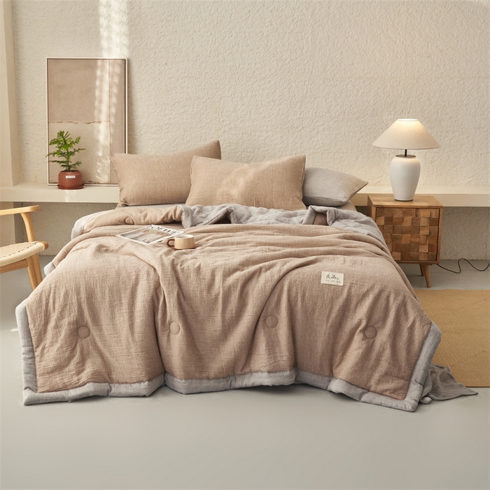 91家纺网 家纺一手货源 找家纺 金鹰2025新款A类纯棉皱皱纱大豆夏被四件套全棉夏凉被空调被 皱皱纱-奶茶棕