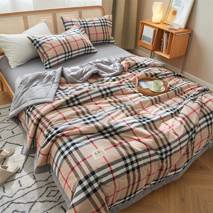 91家纺网 家纺一手货源 找家纺 2025新款A类纯棉水洗棉色织棉花夏被四件套全棉空调被夏凉被 苏格兰