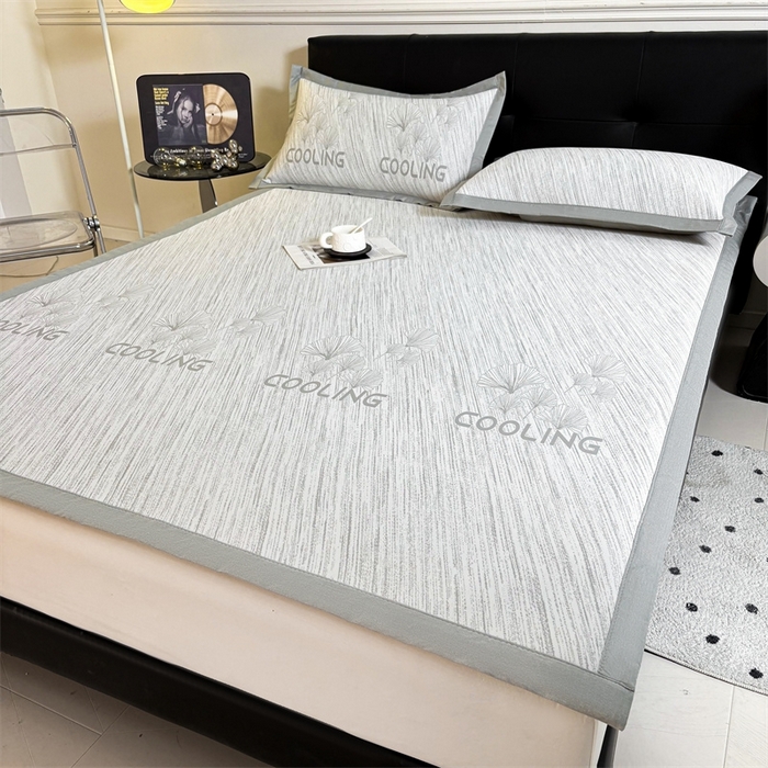 91家纺网 家纺一手货源 找家纺 雯豆2025中分子PE凉感冰丝凉席三件套平铺绑带款席子 银杏叶PE席-灰-1