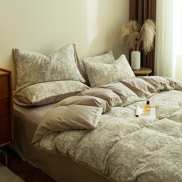 91家纺网 家纺一手货源 找家纺 2025新款A类全棉三层纱四件套 洛卡风情