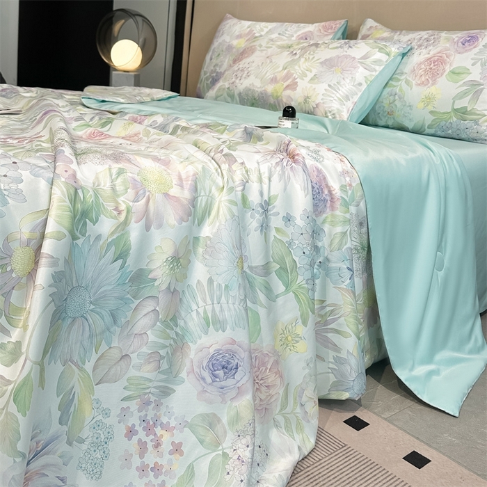 91家纺网 家纺一手货源 找家纺 笙意家纺  2025新款水洗真丝数码印花暗盒款夏被 瑞丽