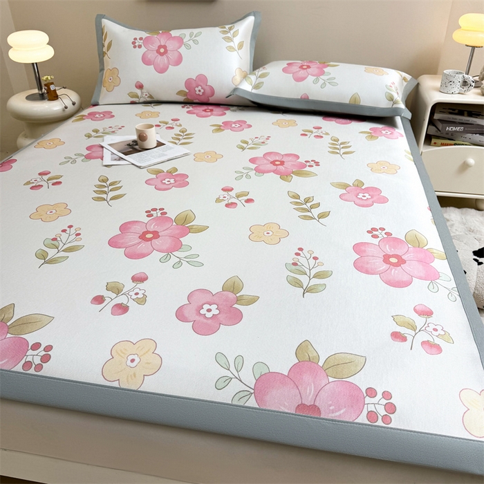 91家纺网 家纺一手货源 找家纺 雯豆2025夏季新品冰藤印花凉席三件套平铺绑带款冰丝凉席三件套 冰藤席-绑带款-梦人花香