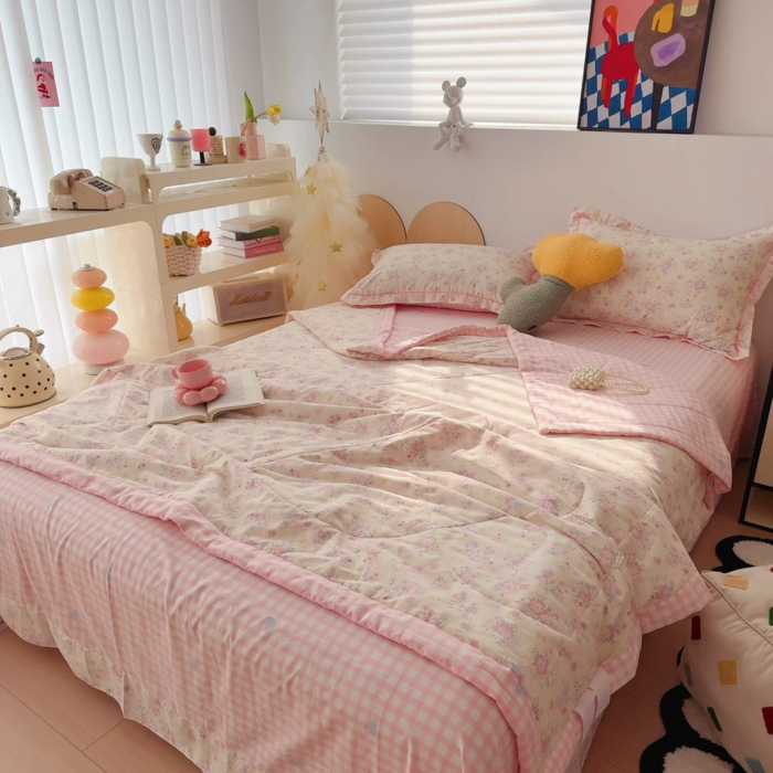 91家纺网 家纺一手货源 找家纺 于果 2025新款全棉纯棉夏被夏凉被空调被四件套 洛琳粉