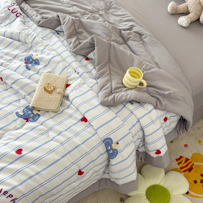 91家纺网 家纺一手货源 找家纺 梦舒羽2025新款小清新系列水洗棉夏被 爱心小象