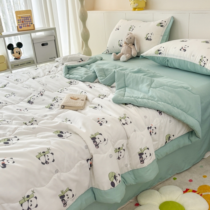 91家纺网 家纺一手货源 找家纺 梦舒羽2025新款小清新系列水洗棉夏被 熊有成竹