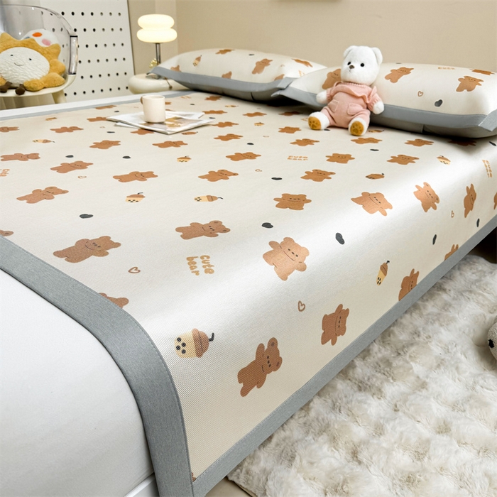 91家纺网 家纺一手货源 找家纺 雯豆2025夏季新品冰藤印花凉席三件套平铺绑带款冰丝凉席三件套 冰藤席-绑带款-奶茶王子