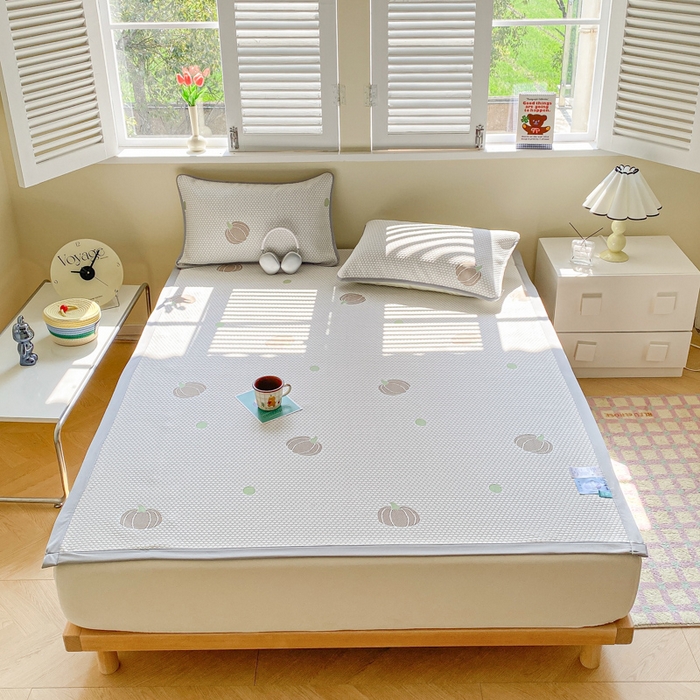 91家纺网 家纺一手货源 找家纺 缦卡琳家纺 2025新款按摩豆豆凉席三件套 小南瓜咖色