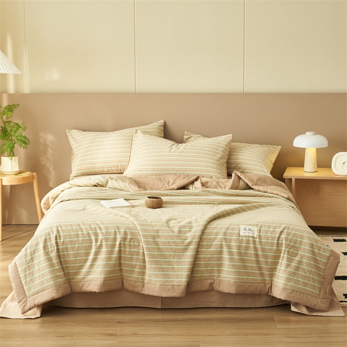 91家纺网 家纺一手货源 找家纺 金鹰 2025新款A类纯棉提花条纹水洗棉大豆全棉夏被空调被四件套 条纹-抹茶绿