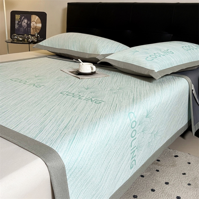 91家纺网 家纺一手货源 找家纺 雯豆2025中分子PE凉感冰丝凉席三件套平铺绑带款席子 银杏叶PE席-蓝