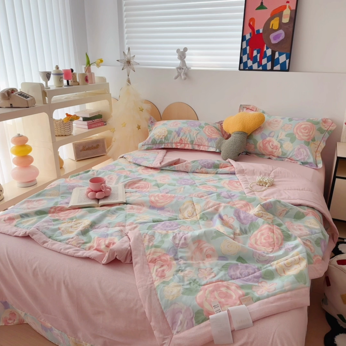 91家纺网 家纺一手货源 找家纺 于果 2025新款全棉纯棉夏被夏凉被空调被四件套 花幽兰